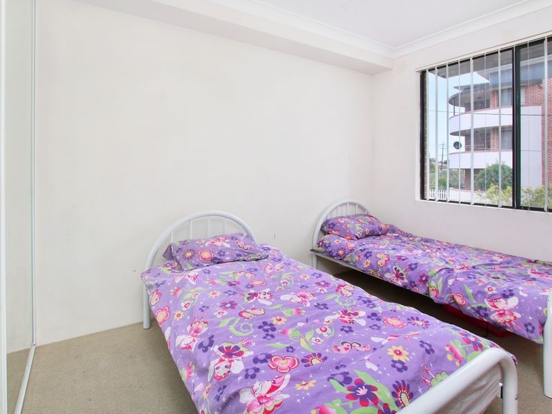 4/10-12 Wingello Street, Guildford NSW 2161