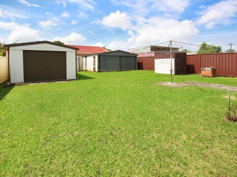 237 Robertson Street, Guildford NSW 2161