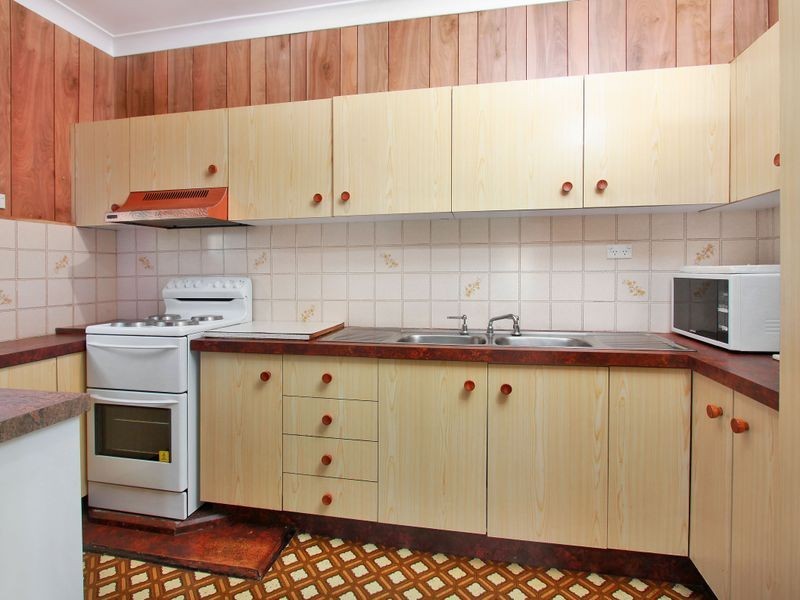 237 Robertson Street, Guildford NSW 2161