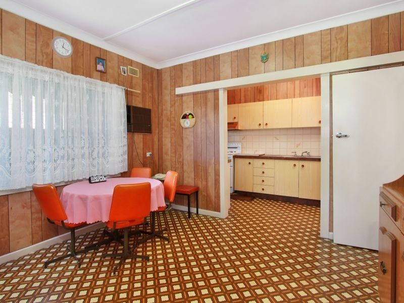 237 Robertson Street, Guildford NSW 2161