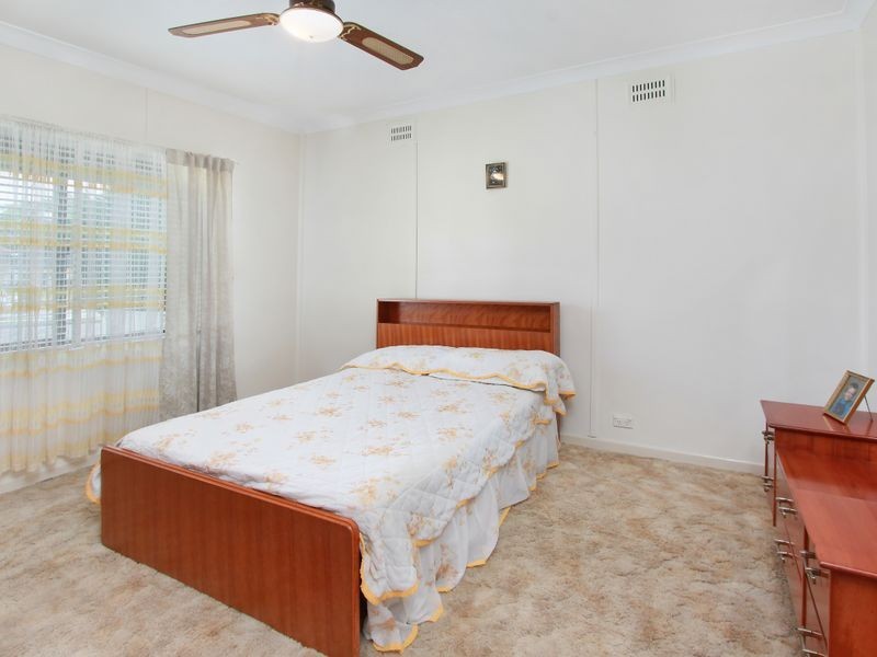 237 Robertson Street, Guildford NSW 2161