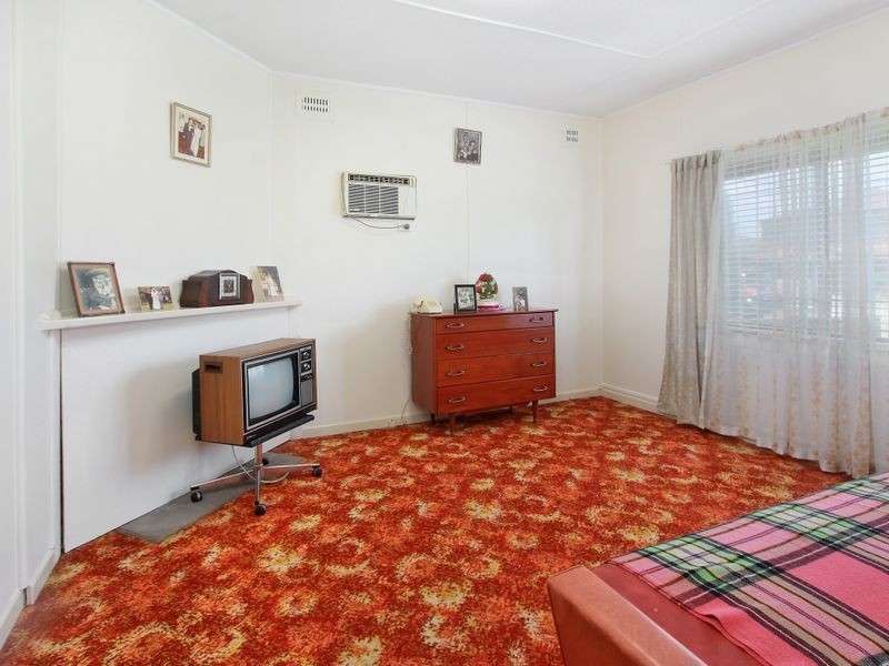 237 Robertson Street, Guildford NSW 2161