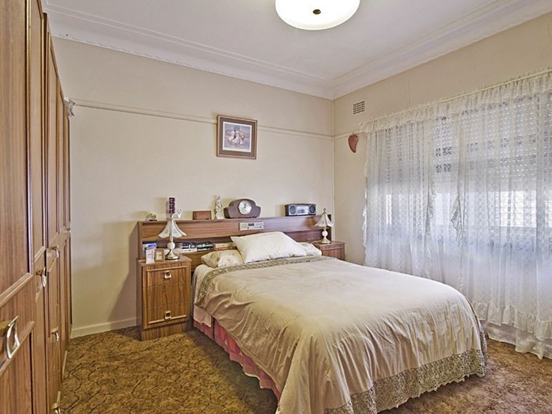 221 Excelsior Street, Guildford NSW 2161