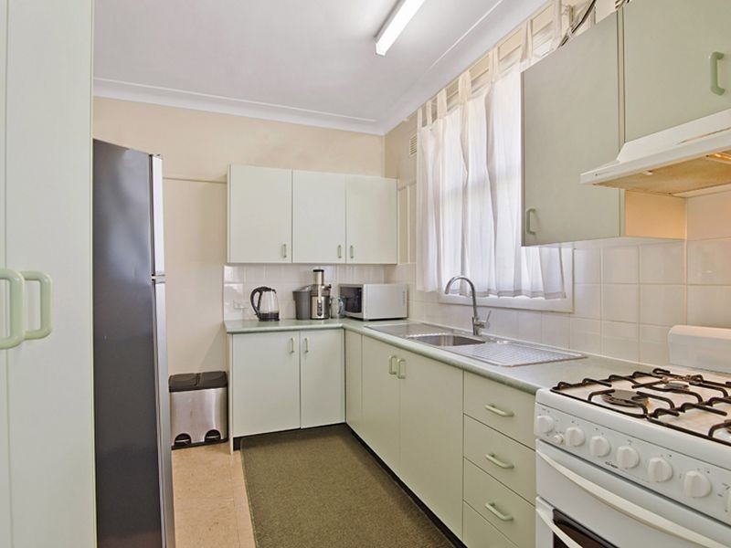 8 Sheahan Ave, Guildford NSW 2161