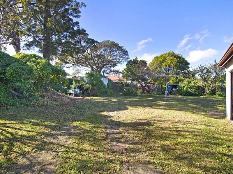 65 Woodbine St, Yagoona NSW 2199