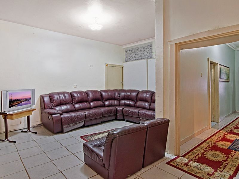 493 Woodville Road, Guildford NSW 2161