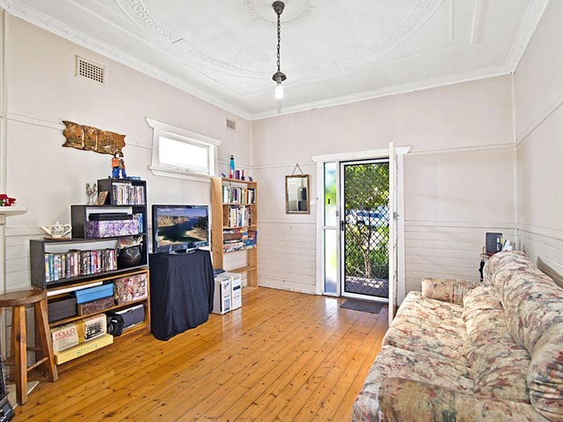 30 Allison Road, Guildford NSW 2161