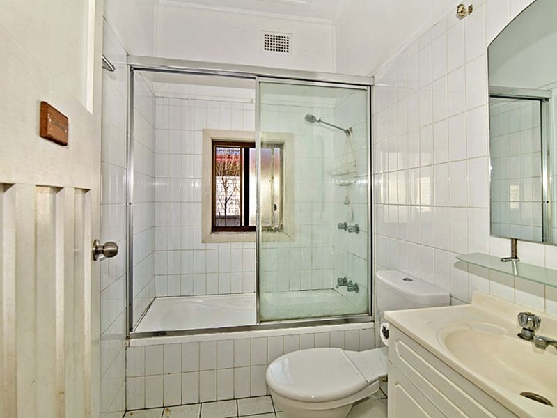 30 Allison Road, Guildford NSW 2161