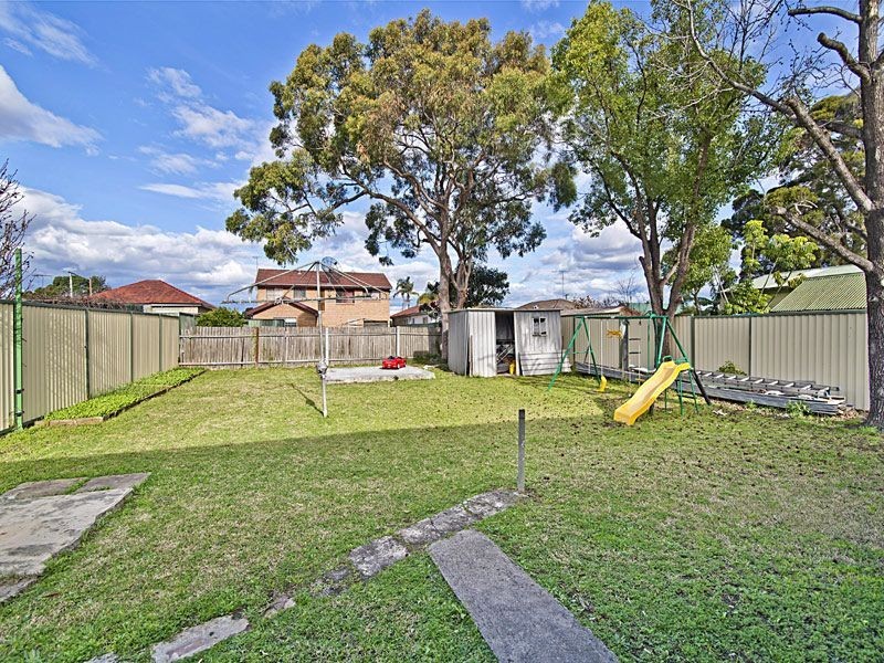 39 Railway Street, Yennora NSW 2161