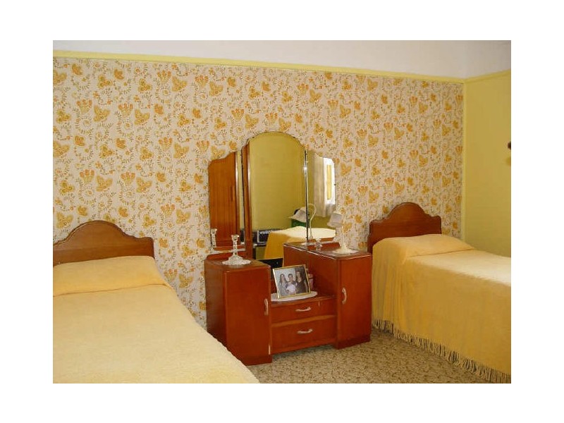 6 Railway Street, Guildford NSW 2161