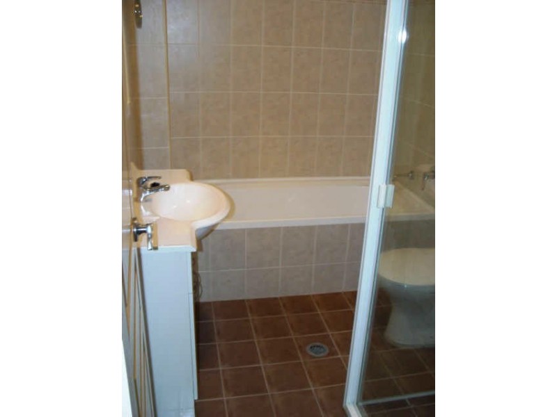 17/12 Murray St, Northmead NSW 2152