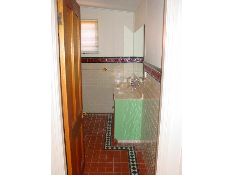 37 Park Rd, Auburn NSW 2144