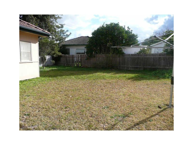 7 Dennistoun Ave, Guildford NSW 2161