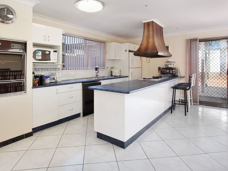 6 Powhatan Street, Greenfield Park NSW 2176