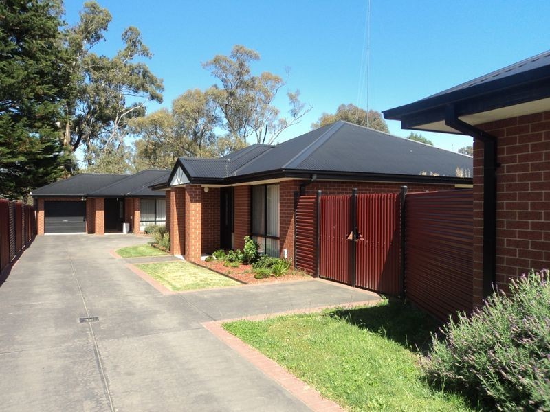 2/4 Short Street, Broadford VIC 3658