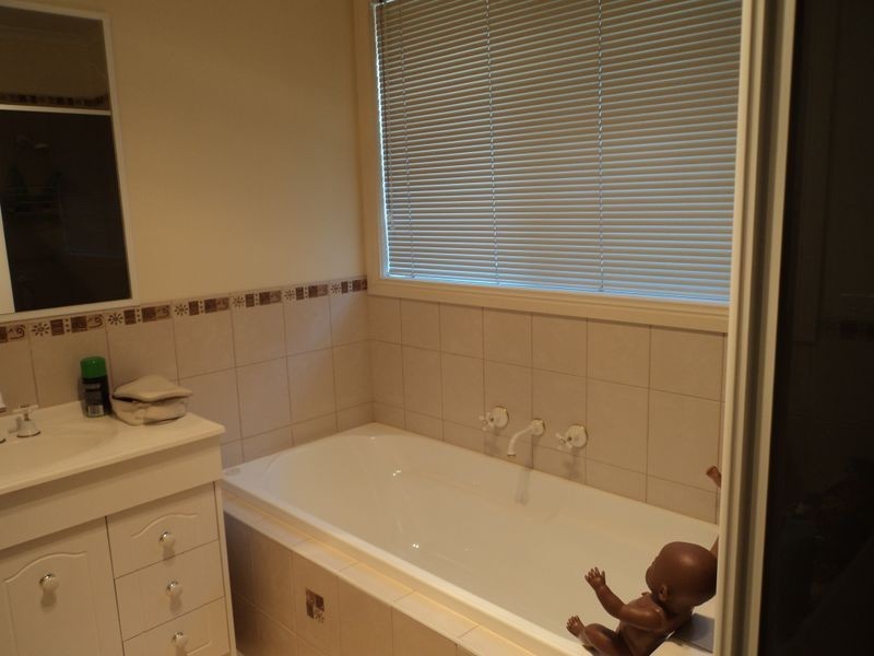 2/4 Short Street, Broadford VIC 3658