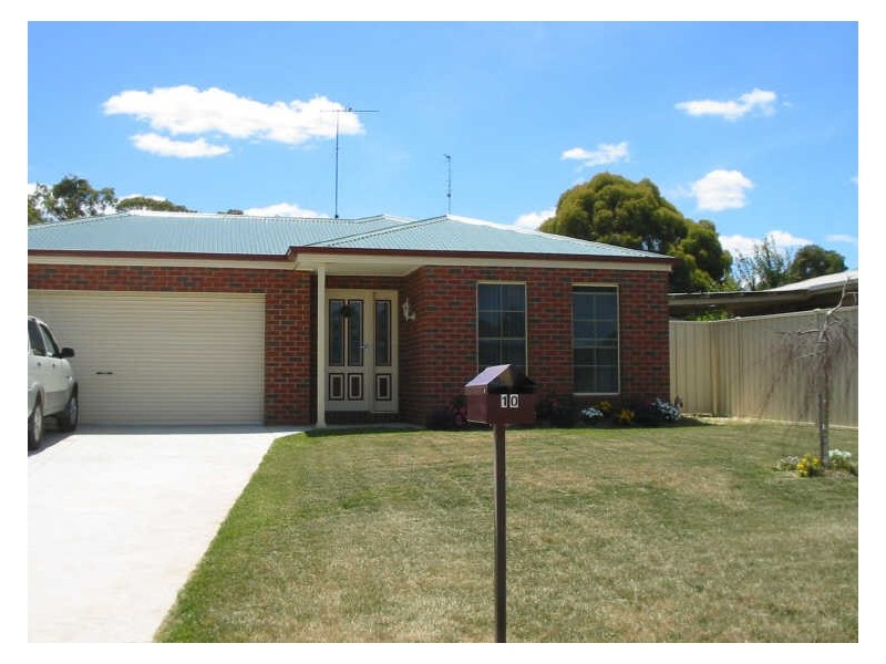 10 Horace Court, Broadford VIC 3658