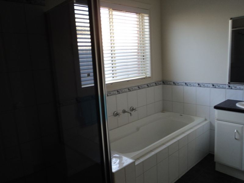 10 Horace Court, Broadford VIC 3658