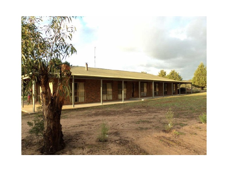 1085 Sugarloaf Ck Rd, Glenaroua VIC 3764