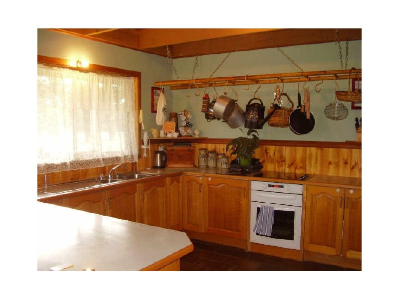 1085 Sugarloaf Ck Rd, Glenaroua VIC 3764