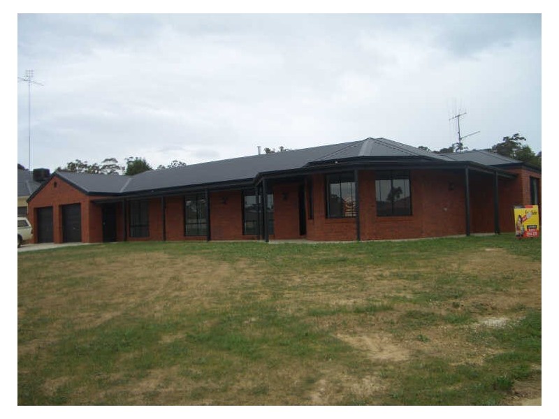 6 Acacia Court, Broadford VIC 3658