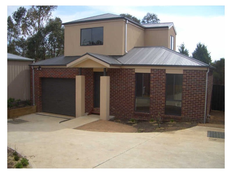 3/12 Mia Mia Road, Broadford VIC 3658