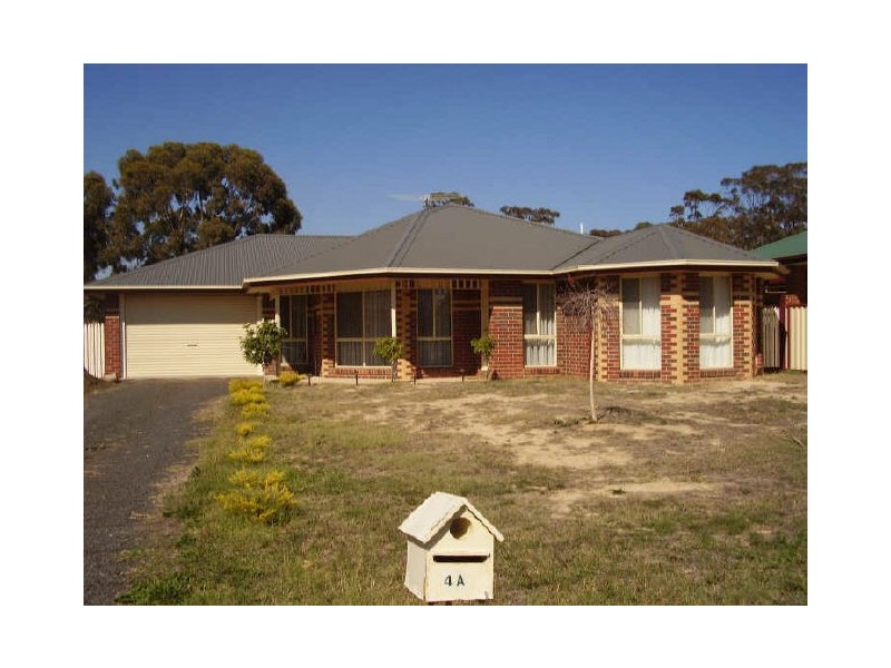 4a Govett Street, Broadford VIC 3658