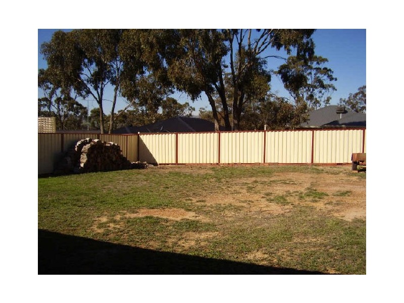 4a Govett Street, Broadford VIC 3658