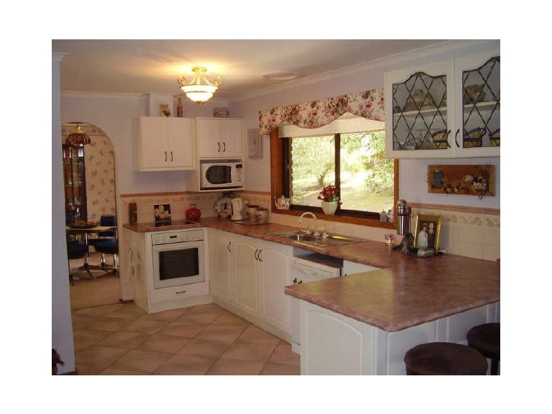 8327 Goulburn Valley Highway, Trawool VIC 3660