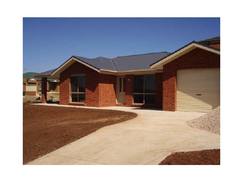 23 Simone Street, Kilmore VIC 3764