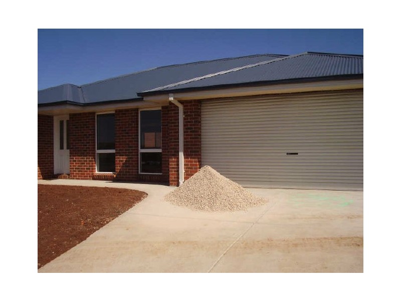 3 Chrystobel Way, Kilmore VIC 3764