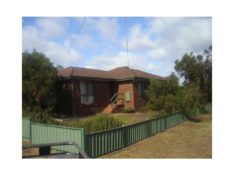 2 Last Street, Broadford VIC 3658