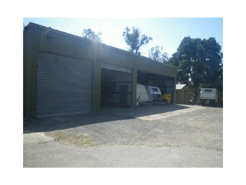 11 Cameron Parade, Broadford VIC 3658