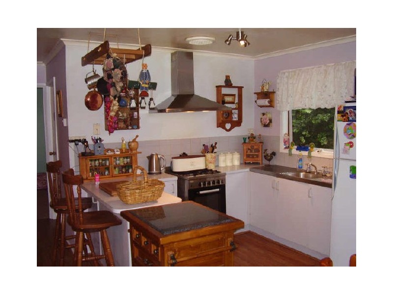 20 Donaldson Drive, Broadford VIC 3658