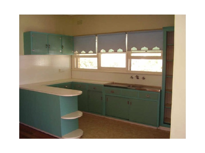 61 Piper Street, Broadford VIC 3658