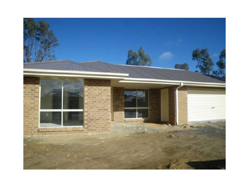 19 Greenwood Rise, Broadford VIC 3658