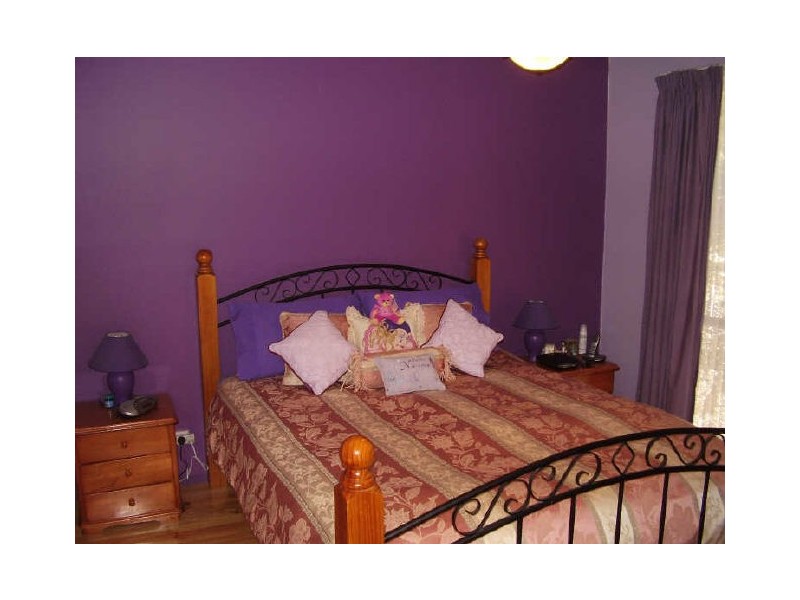 11 Andrew Avenue, Clonbinane VIC 3658