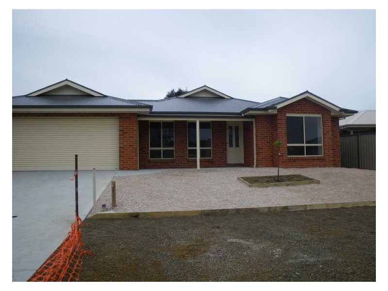 18 Stafford Street, Broadford VIC 3658