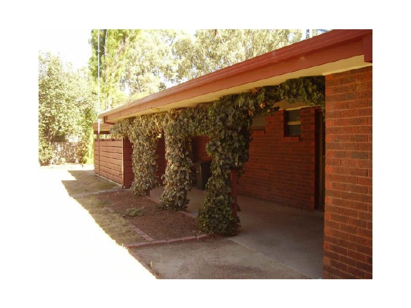 10 Powlett Street, Broadford VIC 3658