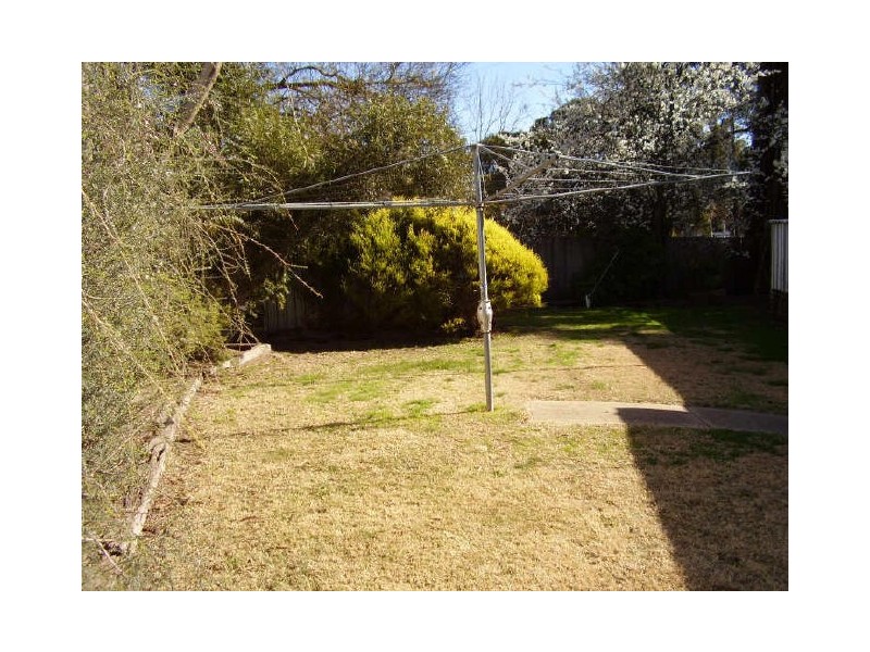 10 Powlett Street, Broadford VIC 3658