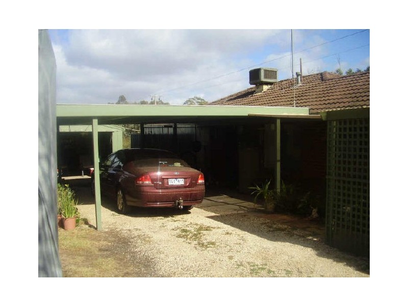 2 Last Street, Broadford VIC 3658