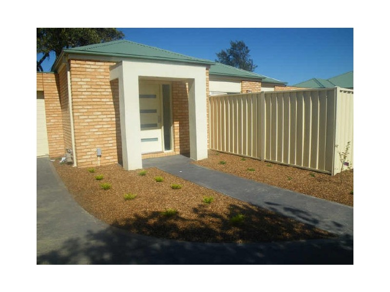 2/29 Hawdon Street, Broadford VIC 3658