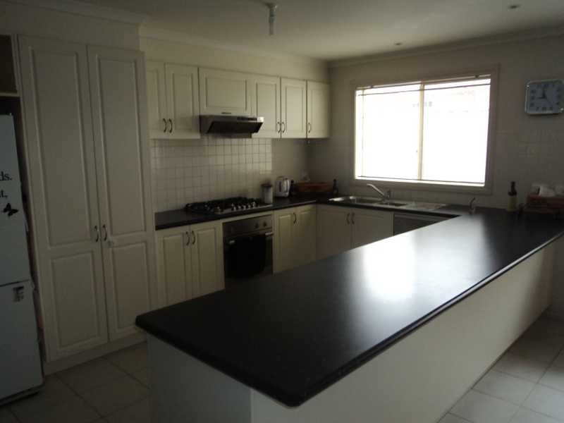 9 Elinka Court, Kilmore VIC 3764