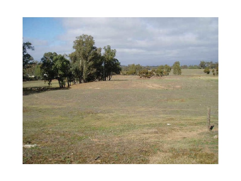 65 Heywoods Road, Seymour VIC 3660