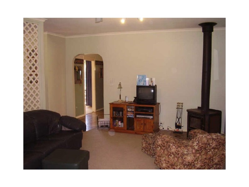 5 Wallis Road, Broadford VIC 3658