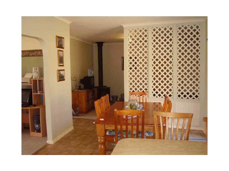 5 Wallis Road, Broadford VIC 3658