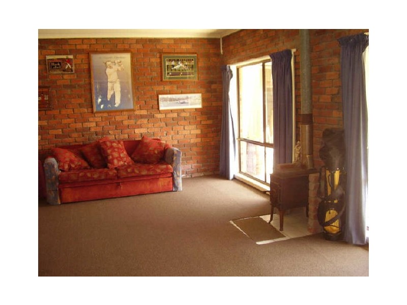 5 Wallis Road, Broadford VIC 3658