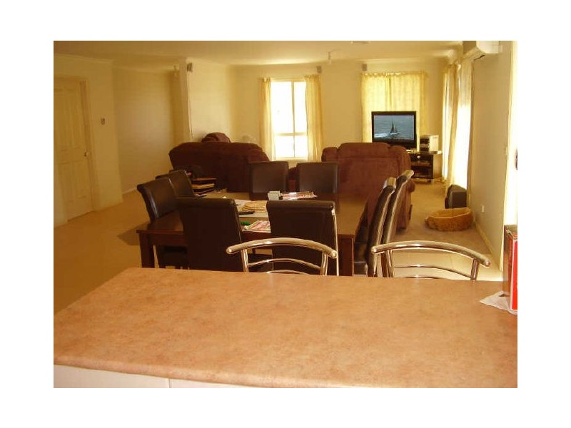 48 Donaldson Drive, Broadford VIC 3658