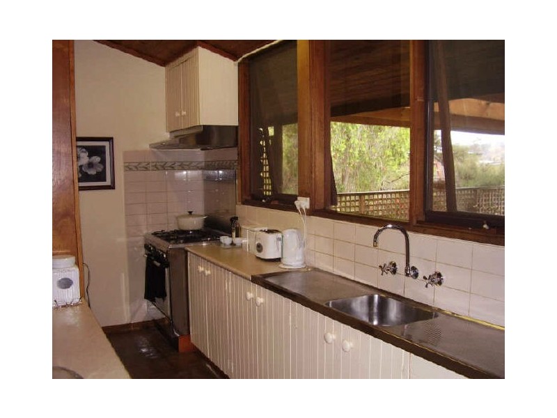 615 Dry Creek Rd, Kilmore East VIC 3764