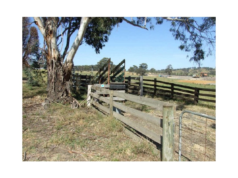 615 Dry Creek Rd, Kilmore East VIC 3764